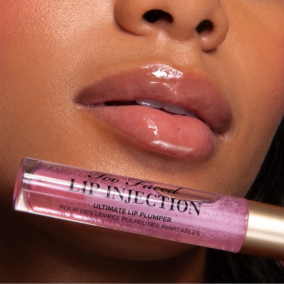 Too Faced Lip Injection Maximum Plump
- Holographic Pink NIB - Picture 8 of 11